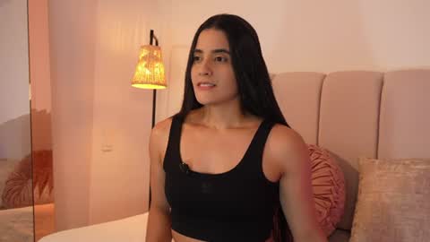 Snapshot of elizabetharo chatting on July 13, 2026, 12:13 am Eliza online show from July 13, 2026, 12:13 am