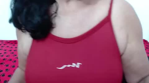 Snapshot of elizabethmiler chatting on June 11, 2026, 3:21 pm ElizabethMiler online show from June 11, 2026, 3:21 pm