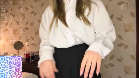 Snapshot of elizabethrabin chatting on February 12, 2026, 5:08 pm Mia online show from February 12, 2026, 5:08 pm