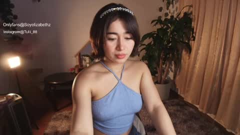 Snapshot of elizabethz chatting on June 4, 2026, 12:38 am Tuli online show from June 4, 2026, 12:38 am
