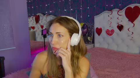 Linda online show from February 15, 2025, 3:42 am