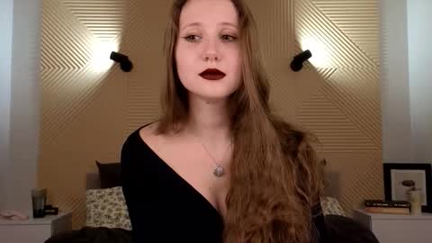 Snapshot of elizavetta_miller chatting on September 15, 2025, 3:45 pm Lisa  online show from September 15, 2025, 3:45 pm