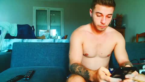 elkafit28 online show from April 13, 2026, 8:20 am