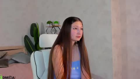 Ella online show from November 14, 2025, 8:35 am