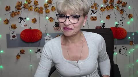 EllaBonito online show from October 20, 2025, 5:30 am