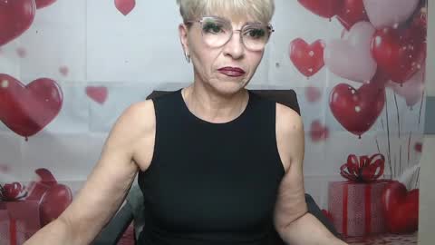 Snapshot of ellabonito chatting on April 10, 2026, 5:56 am EllaBonito online show from April 10, 2026, 5:56 am