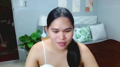 Snapshot of ellaford chatting on August 1, 2026, 12:10 am EllaFord online show from August 1, 2026, 12:10 am