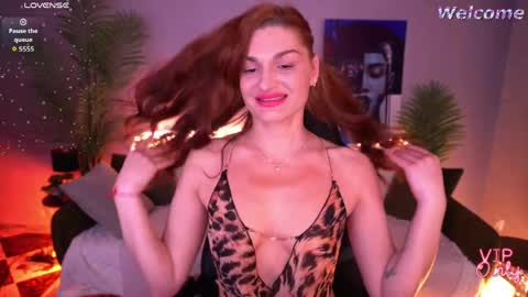 Ella online show from April 3, 2026, 9:02 pm