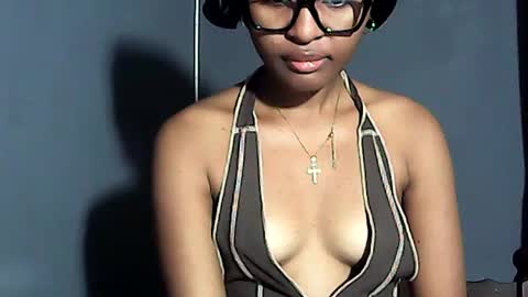 ellah245 online show from June 30, 2026, 8:43 pm