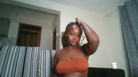 Snapshot of ellah_simone chatting on May 31, 2026, 12:08 am ellah-simone online show from May 31, 2026, 12:08 am
