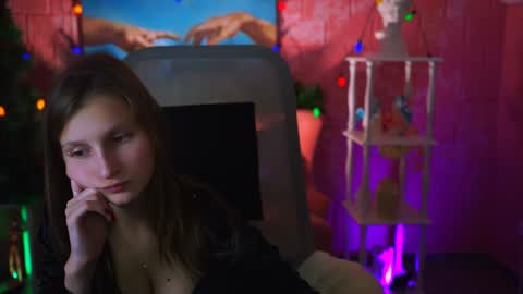 Snapshot of ellahorton chatting on January 3, 2025, 2:51 pm Ella online show from January 3, 2025, 2:51 pm