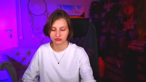 Snapshot of ellahorton chatting on May 12, 2026, 6:05 pm Ella online show from May 12, 2026, 6:05 pm