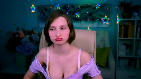 Snapshot of ellahorton chatting on May 29, 2026, 5:44 pm Ella online show from May 29, 2026, 5:44 pm