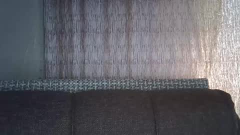 ellajohnsonx online show from September 19, 2025, 2:40 pm