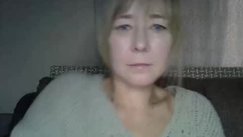 ellajohnsonx online show from October 11, 2025, 9:52 am