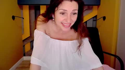 EllaLongs online show from February 23, 2025, 3:29 pm