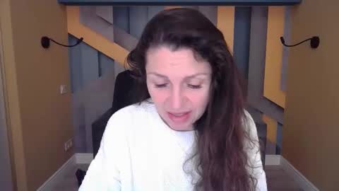 EllaLongs online show from February 4, 2026, 12:33 pm