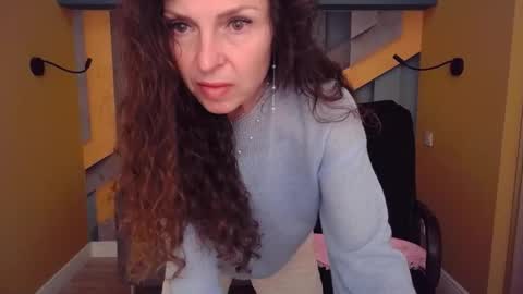 EllaLongs online show from June 2, 2026, 11:34 am