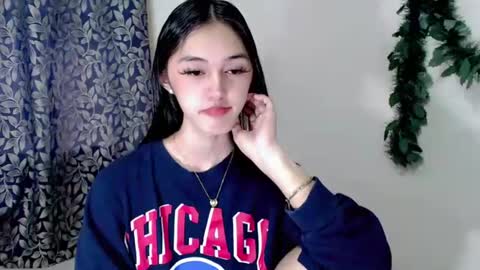 Snapshot of ellamiller69 chatting on October 9, 2025, 10:30 pm ELLA online show from October 9, 2025, 10:30 pm