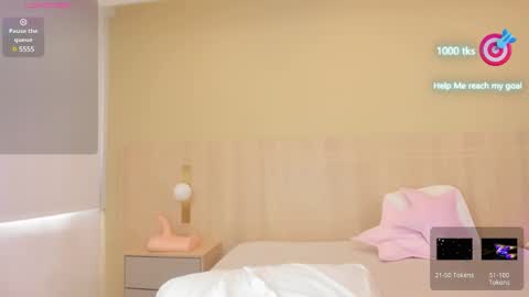 EllaThorne  online show from January 29, 2025, 4:19 pm