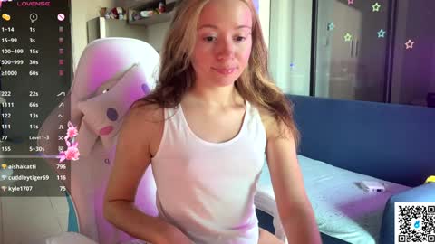 Snapshot of ellcrys chatting on January 29, 2025, 10:48 am im Elsa lets go Subscribe to my OF and Youtube -35 online show from January 29, 2025, 10:48 am