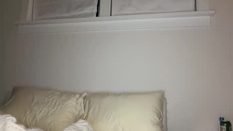 Elle67 online show from September 12, 2025, 10:04 am