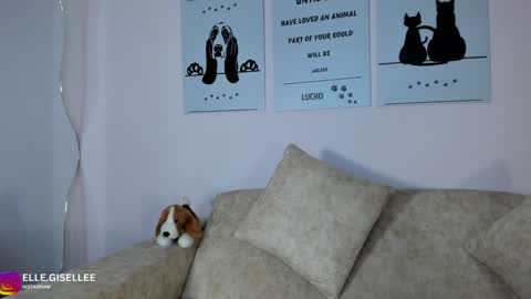 Yiss online show from February 7, 2025, 10:40 am