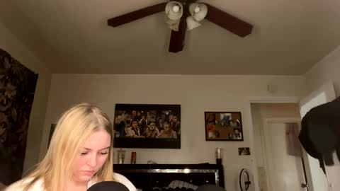 ellejess online show from March 3, 2026, 4:57 pm