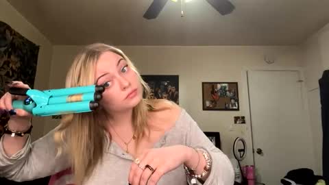 ellejess online show from March 6, 2026, 4:47 pm