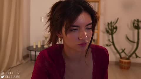 Linda Restrepo online show from March 6, 2025, 2:51 am