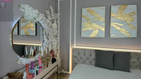 princess online show from September 16, 2025, 7:04 pm