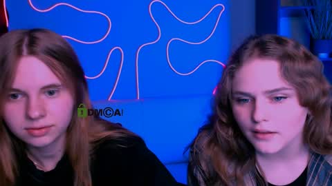 Snapshot of elli_ashley chatting on April 7, 2026, 1:55 pm Ashley online show from April 7, 2026, 1:55 pm