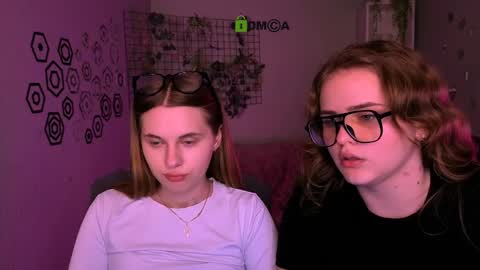 Snapshot of elli_ashley chatting on April 9, 2026, 1:16 pm Ashley online show from April 9, 2026, 1:16 pm