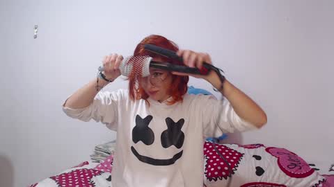 Snapshot of ellie_andy19 chatting on January 4, 2025, 4:44 am kev dani online show from January 4, 2025, 4:44 am