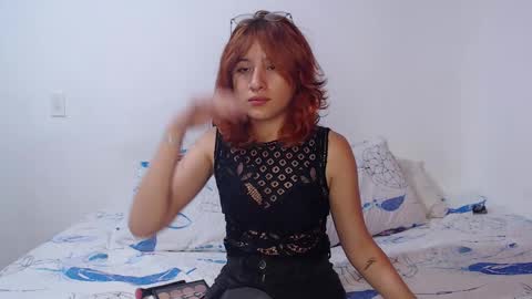 Snapshot of ellie_andy19 chatting on February 3, 2025, 3:42 am kev dani online show from February 3, 2025, 3:42 am