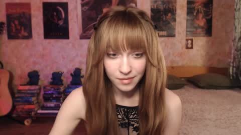 ellie_friendly online show from March 7, 2026, 2:25 pm