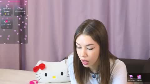 ellie online show from September 14, 2025, 7:24 pm