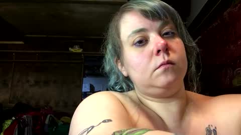 Snapshot of ellielouise11 chatting on February 16, 2025, 12:41 am Ellie Louise online show from February 16, 2025, 12:41 am