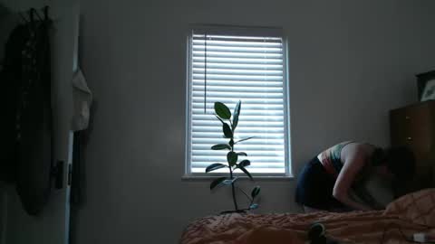 Snapshot of ellierowyn chatting on September 11, 2025, 8:31 pm Ellie Rowyn online show from September 11, 2025, 8:31 pm