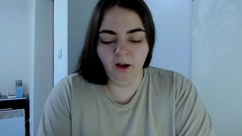 Ellie online show from May 3, 2026, 5:57 am