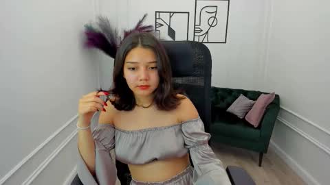 Snapshot of ellievensda chatting on October 9, 2025, 11:19 am ellievensda online show from October 9, 2025, 11:19 am