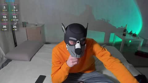 Snapshot of elliot_winki chatting on June 6, 2026, 1:00 am elliot_winki online show from June 6, 2026, 1:00 am