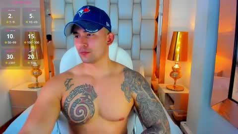 Snapshot of elliott_veelez chatting on April 28, 2026, 8:47 pm E L L I O T V E L E Z online show from April 28, 2026, 8:47 pm