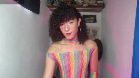 Snapshot of ellis_flowers chatting on May 6, 2026, 7:08 pm . online show from May 6, 2026, 7:08 pm