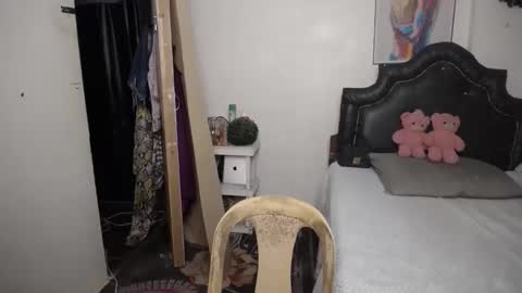 ELLORREY online show from March 2, 2026, 9:05 am