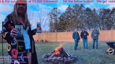 Snapshot of ells_palace chatting on December 28, 2024, 7:43 pm Ella Bella Bo Bella online show from December 28, 2024, 7:43 pm