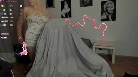 Elly online show from April 22, 2026, 5:58 pm