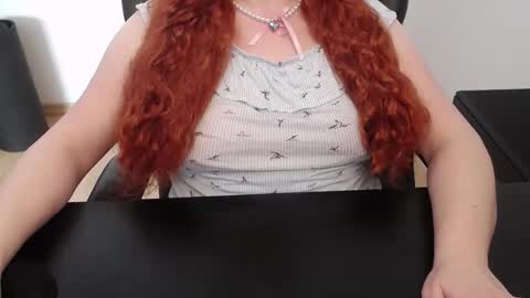 Elly online show from April 16, 2026, 1:56 pm