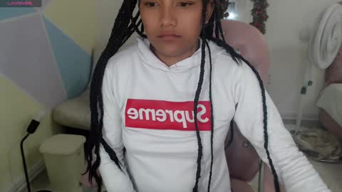 Elly online show from December 30, 2024, 11:26 am