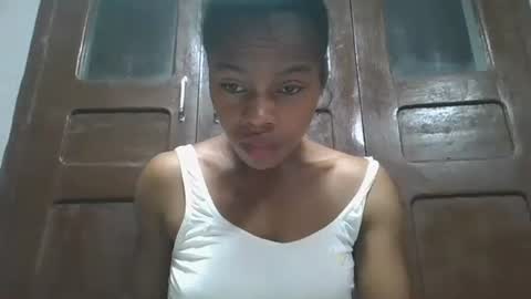 Snapshot of elodie228680 chatting on May 9, 2026, 5:12 am elodie228680 online show from May 9, 2026, 5:12 am